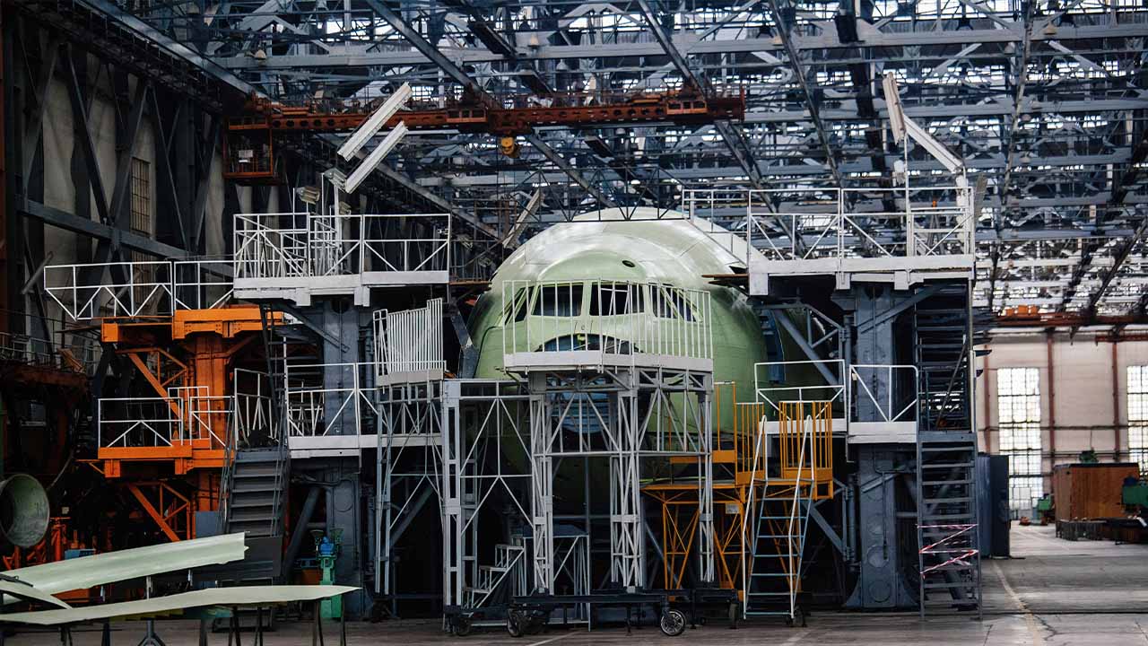 jigs and tools for final assembly line with Expleo